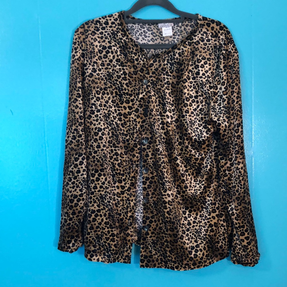 Vintage 90’s velvet leopard print cardigan